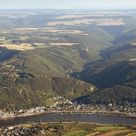 In The Rhein-mosel Appartement Brodenbach