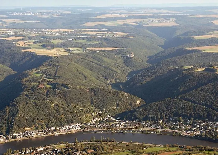 In The Rhein-mosel 公寓 布罗登巴赫